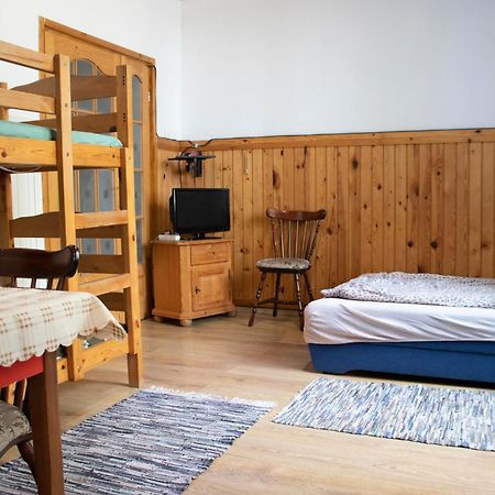 Civis Debrecen Hostel Exterior photo
