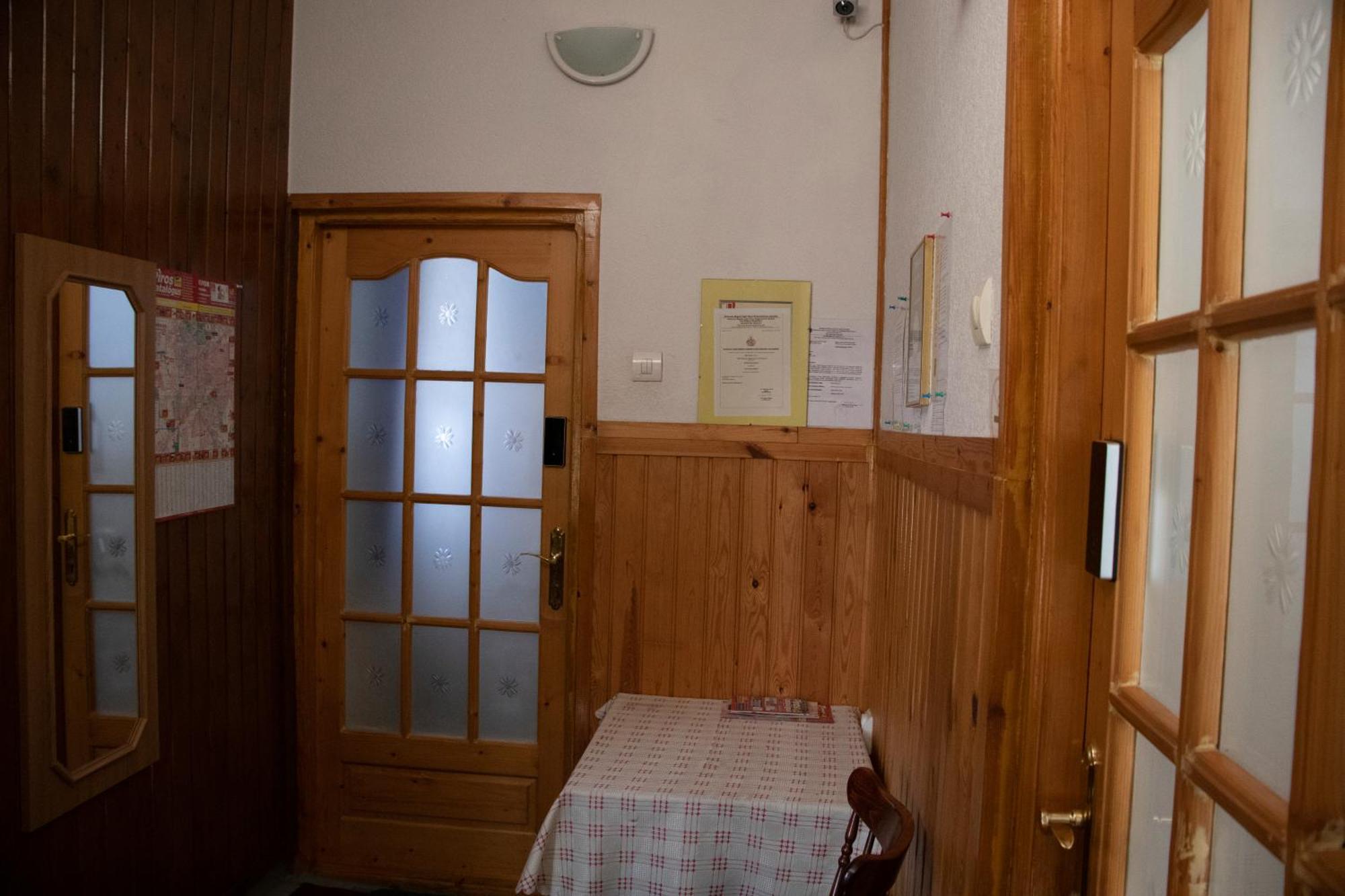 Civis Debrecen Hostel Exterior photo